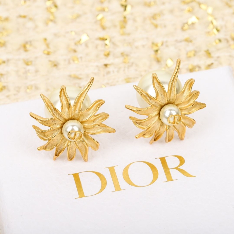 chr1st1an D10r earrings